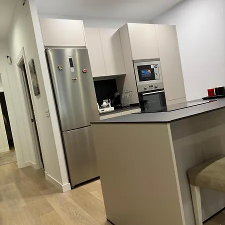 Piso Renovado En Centro Historico * Vigo